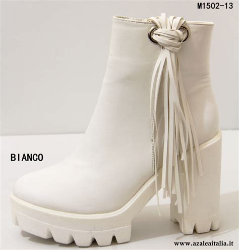 scarpe versace stivaletto bianco e oro|Stivali e Stivaletti Donna .